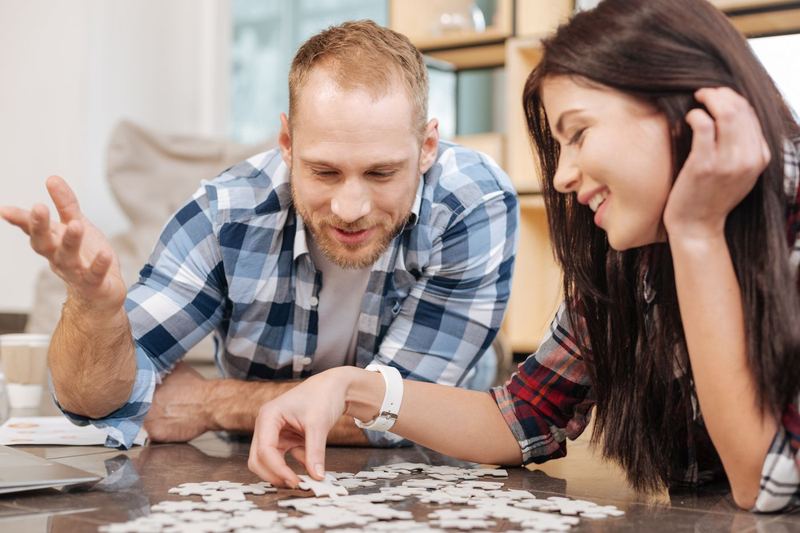 AdobeStock 141633445 — Completing The Puzzle Pics